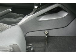 Бесштыревой блокиратор АКПП Гарант Консул для Volkswagen EOS 2006-2016 Бесштыревой блокиратор АКПП Гарант Консул для Volkswagen EOS 2006-2016